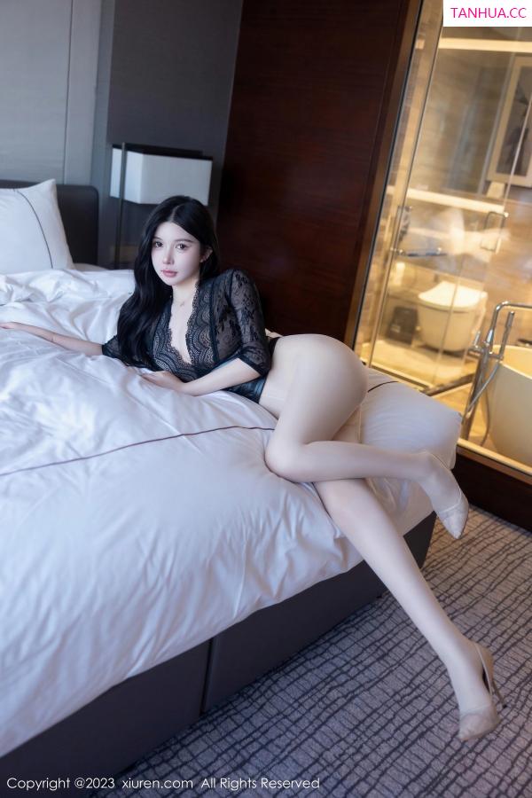   [XiuRen]高清写真图 2023.05.26 No.6810 林珊珊 丝袜美臀第46张图片